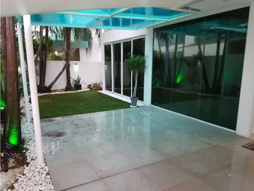 CASA MODERNA EN COSTA SUR CERCA COSTA DEL ESTE  PH COSTA ESMERALDA