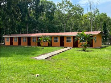 21 CABAÑAS con piscinas EN SANTA MONICA, RIO HATO cv
