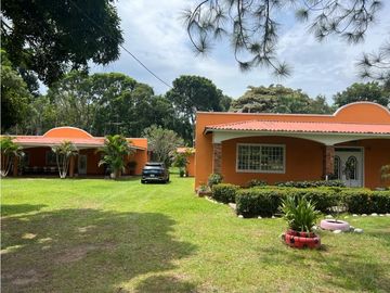 21 CABAÑAS con piscinas EN SANTA MONICA, RIO HATO cv