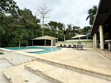 Venta de casa en Clayton