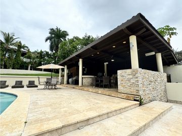 Venta de casa en Clayton