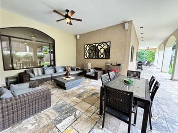 Venta de casa en Clayton
