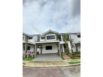 GANGA VENTA CASA MONTBLANC BRISAS NORTE (JM)