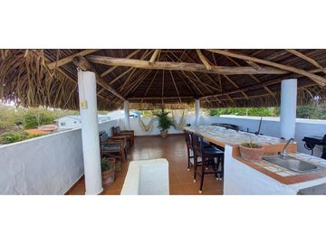 Venta: Pequeño Hotel en el corazón de San Carlos