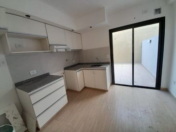 PH en venta de 2 dormitorios en Ituzaingó Sur
