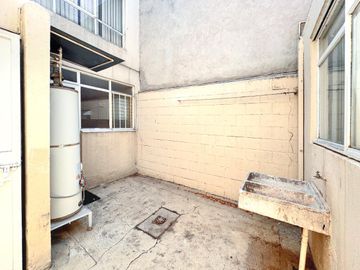 CASA EN VENTA EN BOSQUE DE ECHEGARAY 4 RECAMARAS CON JARDIN