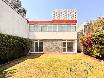 CASA EN VENTA EN BOSQUE DE ECHEGARAY 4 RECAMARAS CON JARDIN
