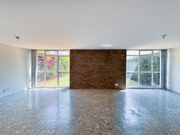 CASA EN VENTA EN BOSQUE DE ECHEGARAY 4 RECAMARAS CON JARDIN
