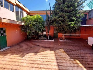 CASA EN VENTA EN AV. PINO SUAREZ TOLUCA