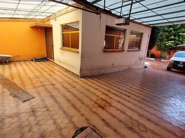 CASA EN VENTA EN AV. PINO SUAREZ TOLUCA