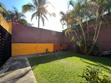 Casa en condominio en Fraccionamiento Pedregal de las Fuentes