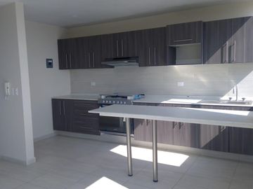 Departamento en Zona comercial Angelopolis