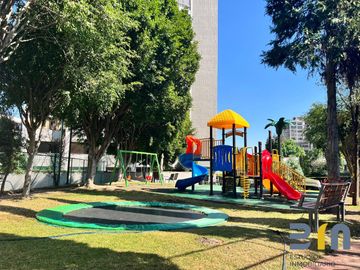 Departamento en Venta  Loma del Bosque