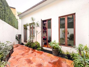 CASA EN CONDOMINIO EN VENTA 5 RECAMARAS EN LAURELES BOSQUES DE LAS LOMAS