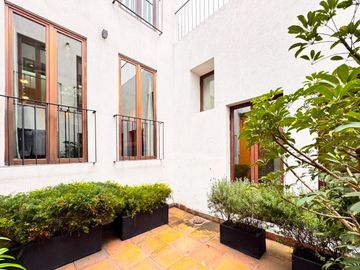 CASA EN CONDOMINIO EN VENTA 5 RECAMARAS EN LAURELES BOSQUES DE LAS LOMAS