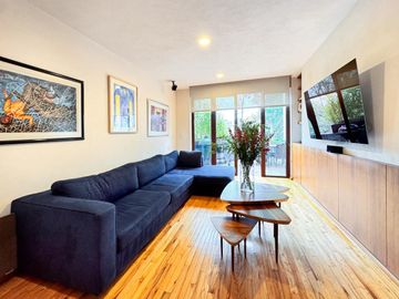 CASA EN CONDOMINIO EN VENTA 5 RECAMARAS EN LAURELES BOSQUES DE LAS LOMAS