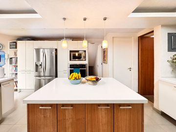 CASA EN CONDOMINIO EN VENTA 5 RECAMARAS EN LAURELES BOSQUES DE LAS LOMAS