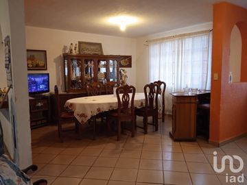 Casa en Venta en la Ciudad de Pachuca, Hgo. Fracc. Hacienda La Herradura