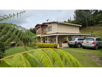 Venta de Finca en Guarne vereda el Aguacate