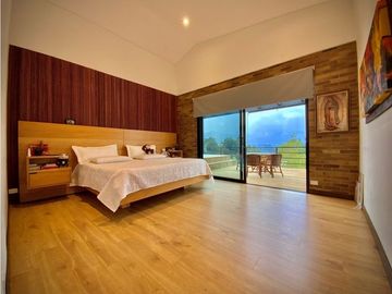 Venta Casa Campestre moderna como nueva Parcelacion La Ceja