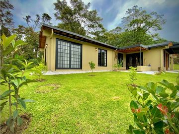 Venta Casa Campestre para Estrenar Parcelacion lote 100% Plano La Ceja