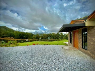Venta Casa Campestre para Estrenar Parcelacion lote 100% Plano La Ceja