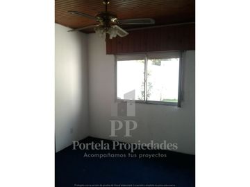 CASA EN CASTELAR SUR