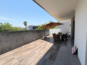 CASA EN VENTA EN PUERTA PLATA