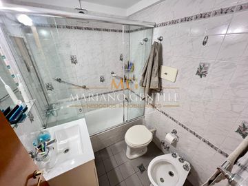 Departamento en Boedo con Cochera