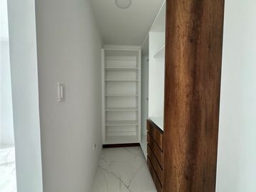 SUITE DE LUJO VISTA AL MAR EN URB. CIUDAD DEL MAR -TORRES ELIT MANTA