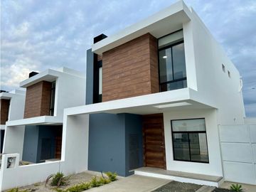 CASAS NUEVA A ESTRENAR  EN URBANIZACIÓN BARU OASIS AL SUR DE MANTA