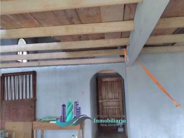VENDO CASA SIN TERMINAR DE 2 PISOS