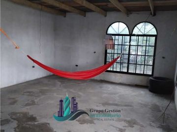 VENDO CASA SIN TERMINAR DE 2 PISOS