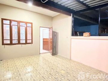 3 Bedroom Townhouse for sale in Nakhon Pathom, Nakhon Pathom