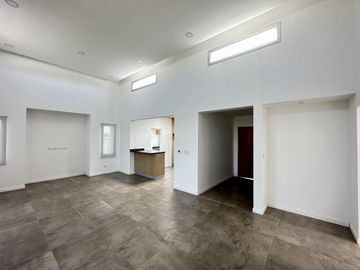 Venta de casa Barrio San Felipe con pileta- Canning