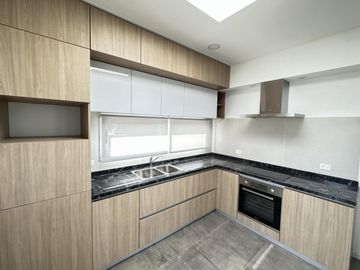 Venta de casa Barrio San Felipe con pileta- Canning