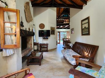 Casa de 3 dormitorios a 6 cuadras del mar. Valeria del Mar