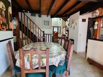 Casa de 3 dormitorios a 6 cuadras del mar. Valeria del Mar