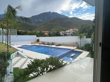 Casa en venta en Sierra Alta en Monterrey