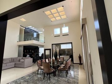 Casa en venta en Sierra Alta en Monterrey