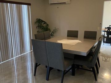 Casa en venta en Valle de Chipinque en San Pedro Garza García