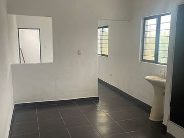 Casa en venta en colonia Hacienda Mitras 4o Sector