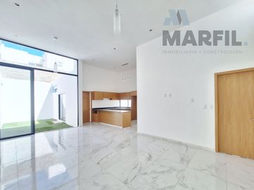 Venta de Casa de 1 planta, 3 Recámaras al Norte de Villa de Álvarez Colima