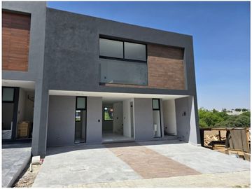 Casa en Venta Parque Madrid Lomas De Angelopolis