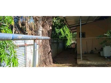 VENDO CASA EN ALGARROBO