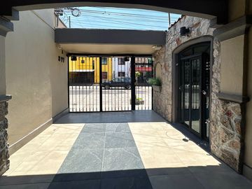Jardines de La Paz, Emiliano Zapata