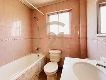 Se Vende Casa San Joaquín, Metro Rodrigo de Araya