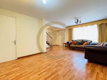Se Vende Casa San Joaquín, Metro Rodrigo de Araya
