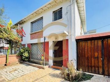 Se Vende Casa San Joaquín, Metro Rodrigo de Araya