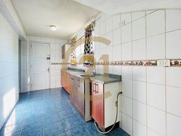 Se Vende Casa San Joaquín, Metro Rodrigo de Araya